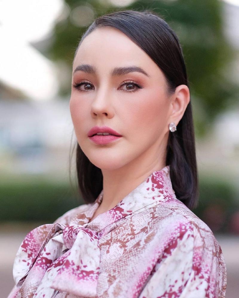 แหม่ม วิชุดา