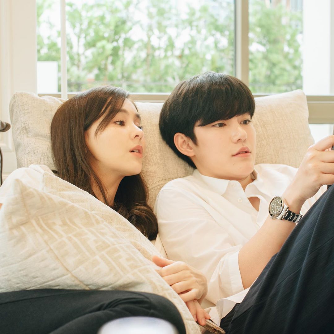 ออม ติ๊นา