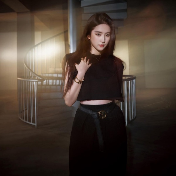 หลิวอี้เฟย liu yifei