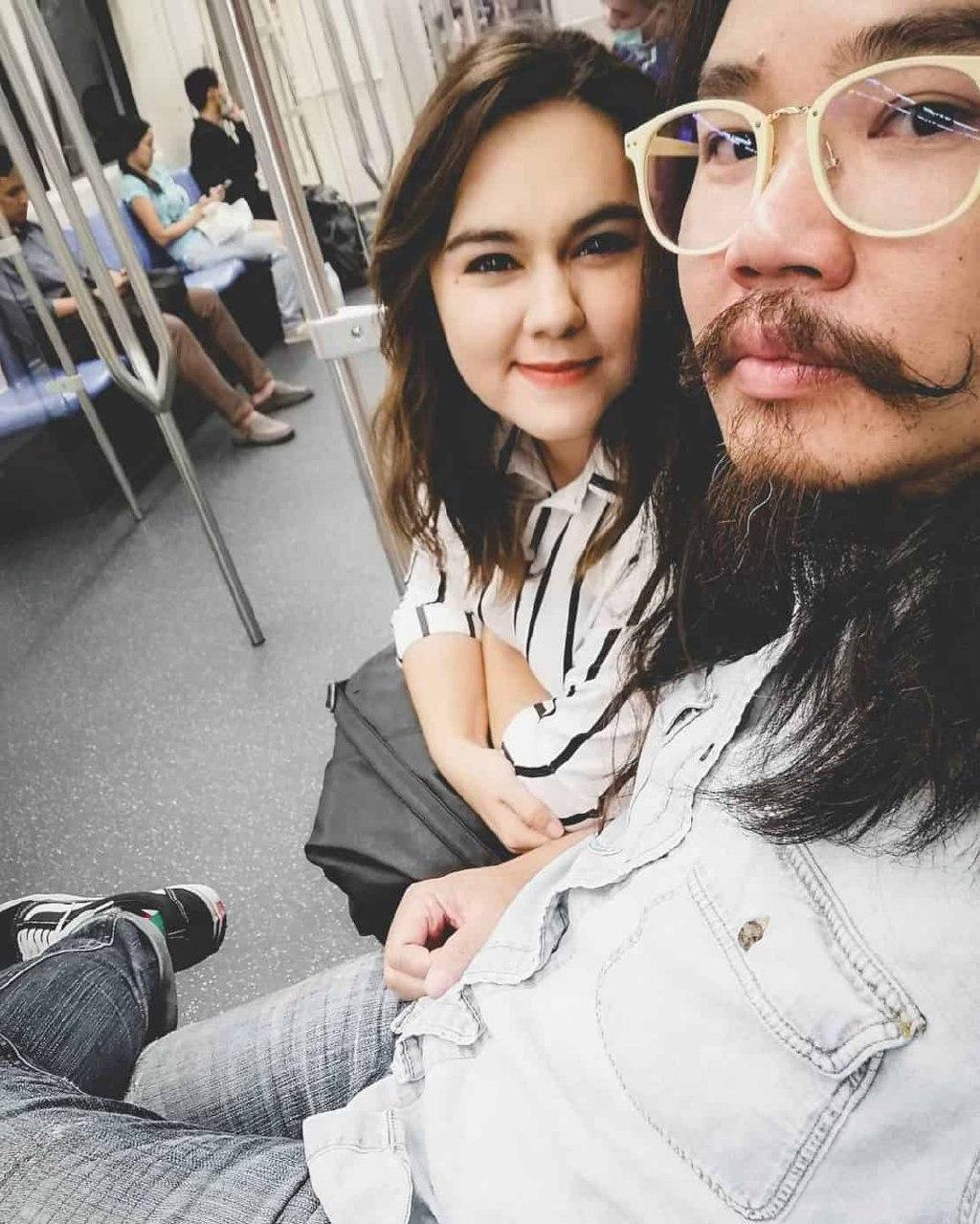 คาเรน คล่องตรวจโรค