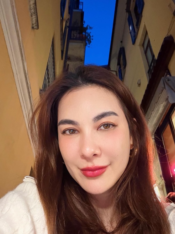  แบงค์ พชร โบว์ เบญจวรรณ คู่รักดารา