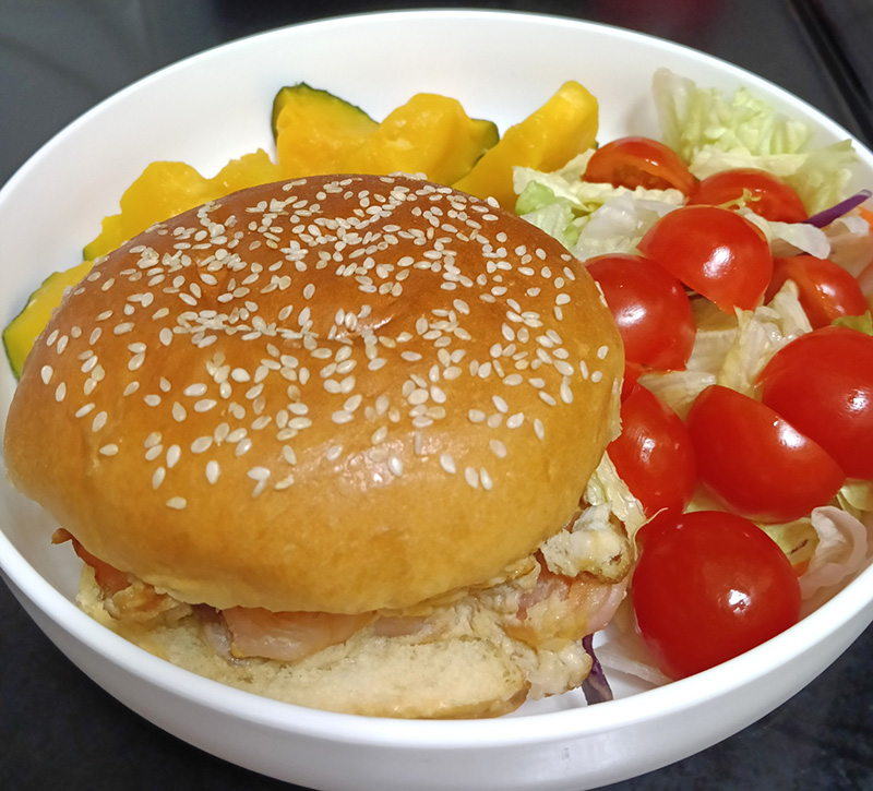 เบอร์เกอร์ไข่เจียวเห็ดกุ้ง เมนูอาหารเช้า อาหารฝรั่ง สูตรอาหาร