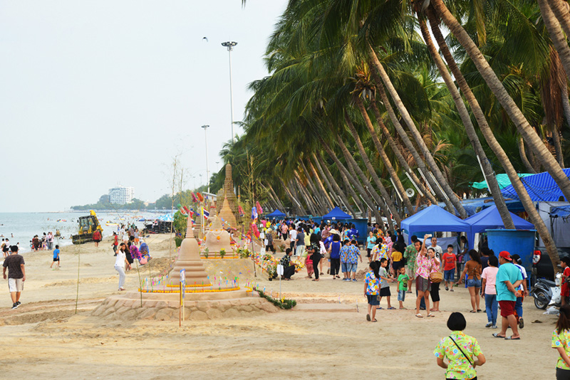 วันไหลชลบุรี