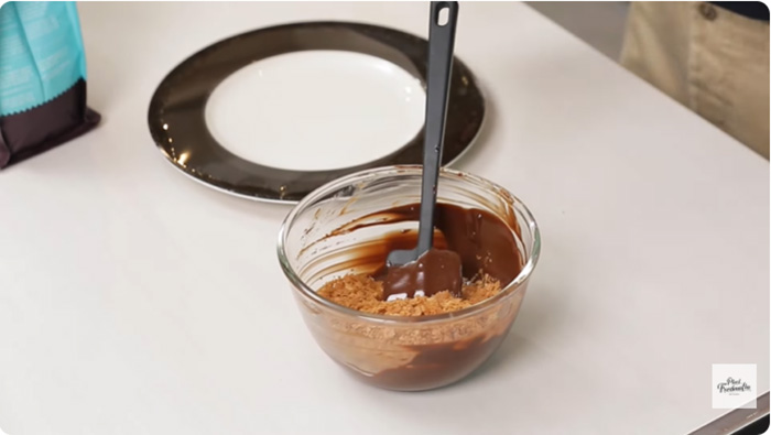 ครันชี่ช็อกโกแลตพัฟโลวา เค้กช็อกโกแลต สูตรขนม