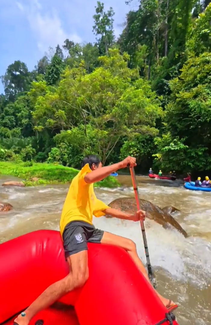 เที่ยวล่องแก่ง