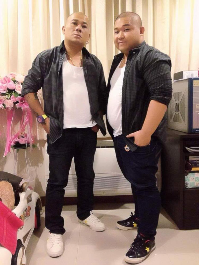 โป๊งเหน่ง เชิญยิ้ม