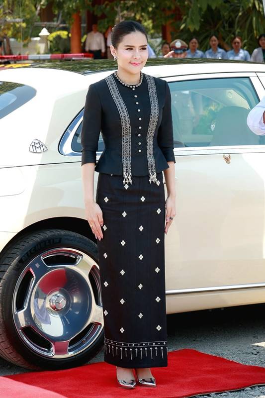 ท่านผู้หญิงอรอนงค์ ปิยนาฏวชิรพัทธ์