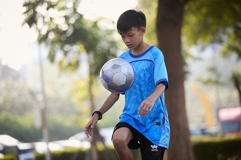 แข่งเดาะบอล