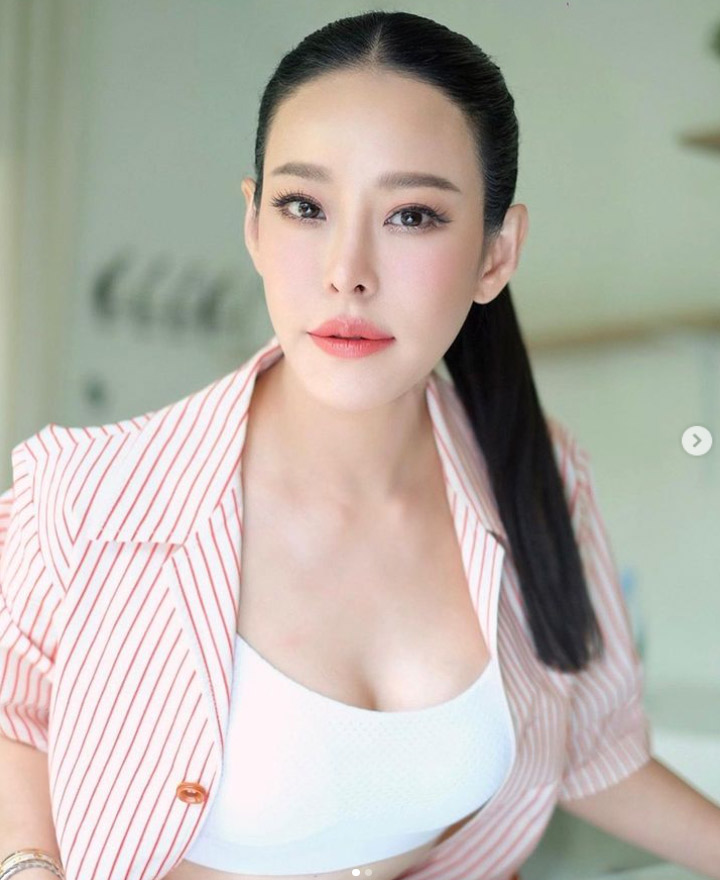 หนิง ปณิตา 