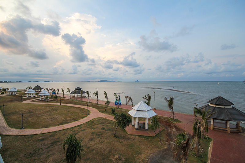 จุดชมวิวปากน้ำแขมหนู และสะพานเฉลิมพระเกียรติ (ปากน้ำแขมหนู)