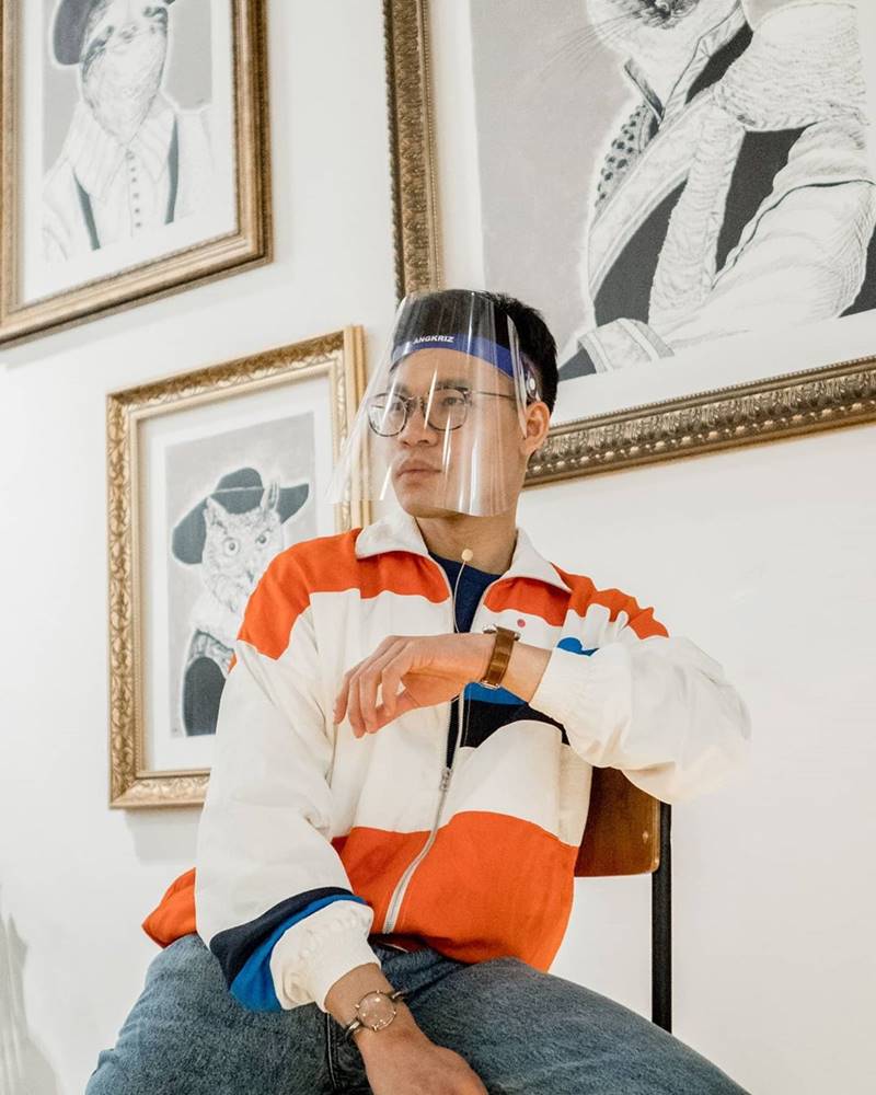 ครูลูกกอล์ฟ เยาวชนปลดแอก