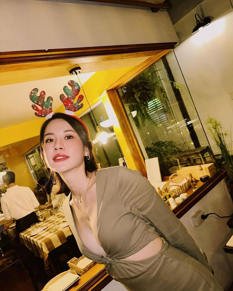 พลอย ภัทรากร