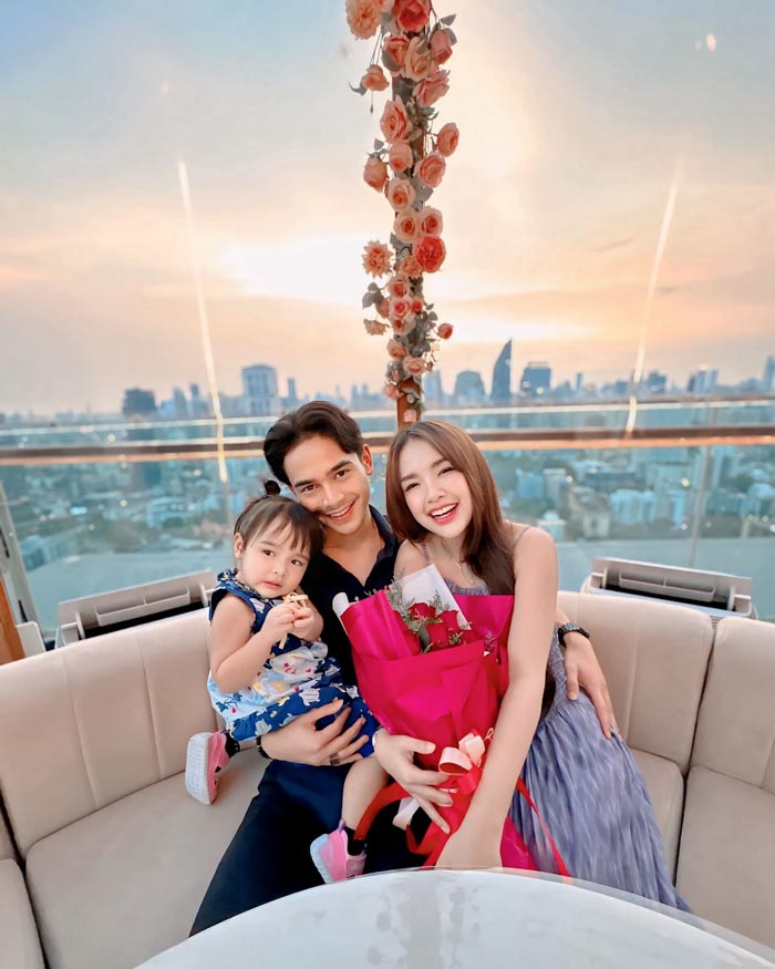 เจนนี่ ยิว