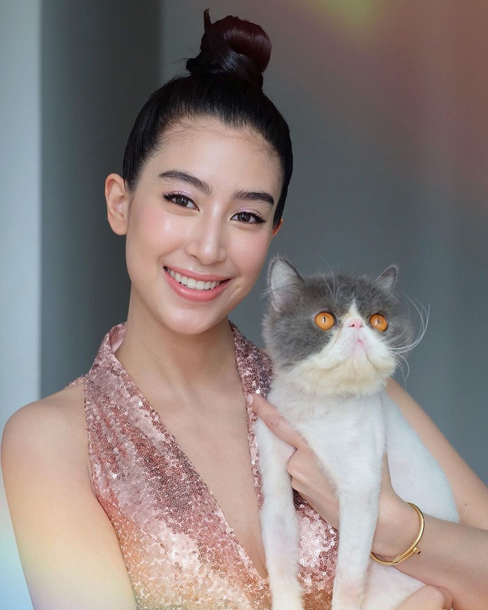 ดาราหญิงชอบเลี้ยงแมว