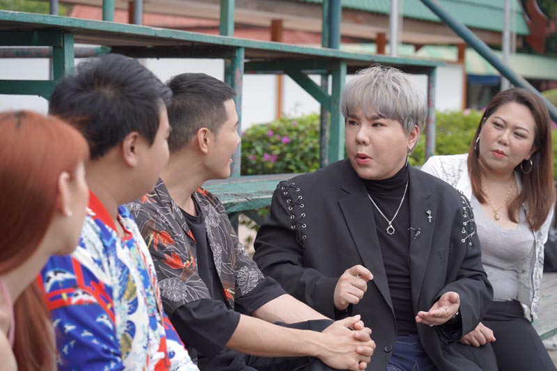 ดีเจบุ๊กโกะ