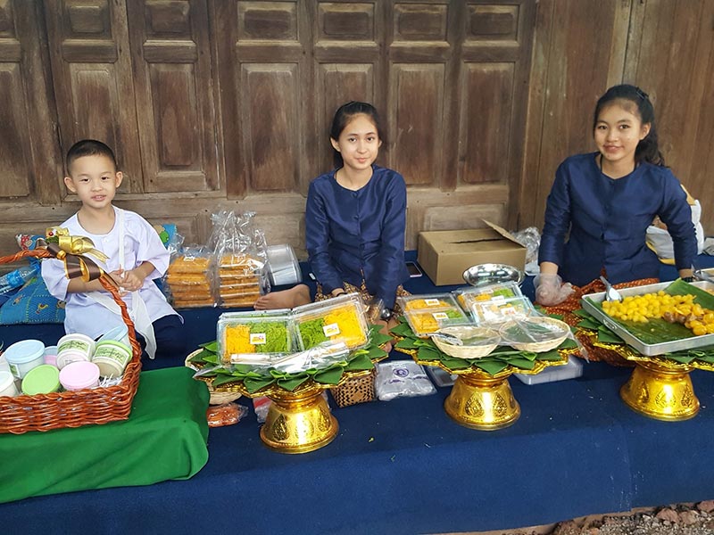 ตลาดถนนเพลินเพลง ตลาดน้ำ 3 อำเภอ