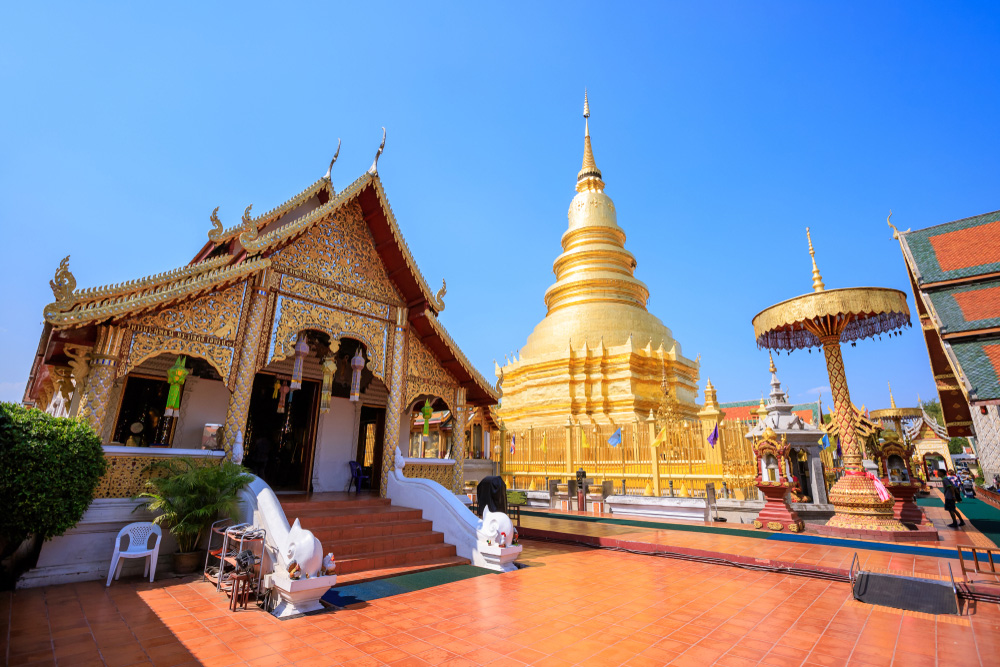 พระธาตุหริภุญชัย จังหวัดลำพูน