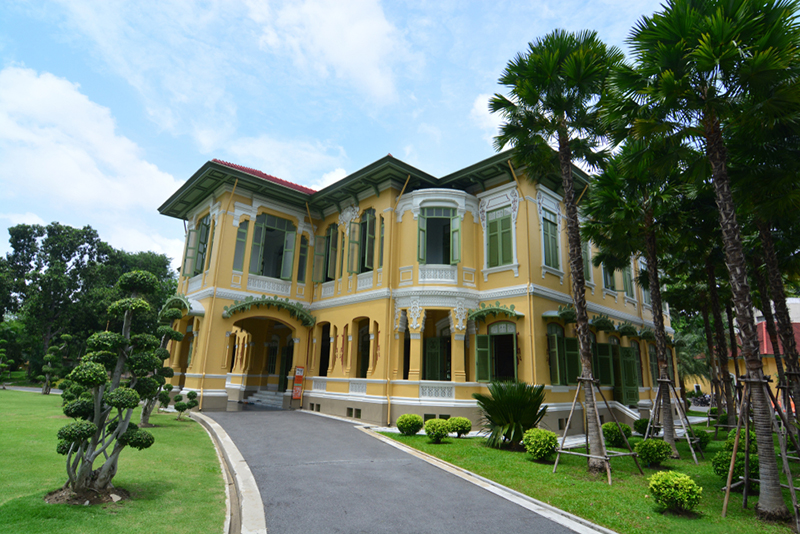 วังปารุสกวัน