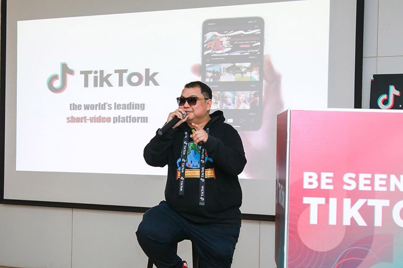 แชมป์ ศุภวัฒน์ 