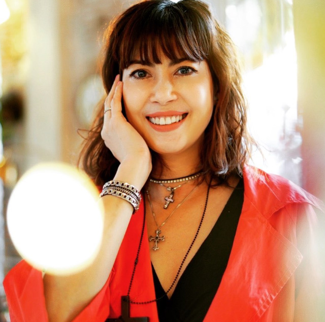 ประวัติ ดา ชฎาพร อดีตนางเอกดังยุค 90 เจ้าของผลงานละครมากมาย