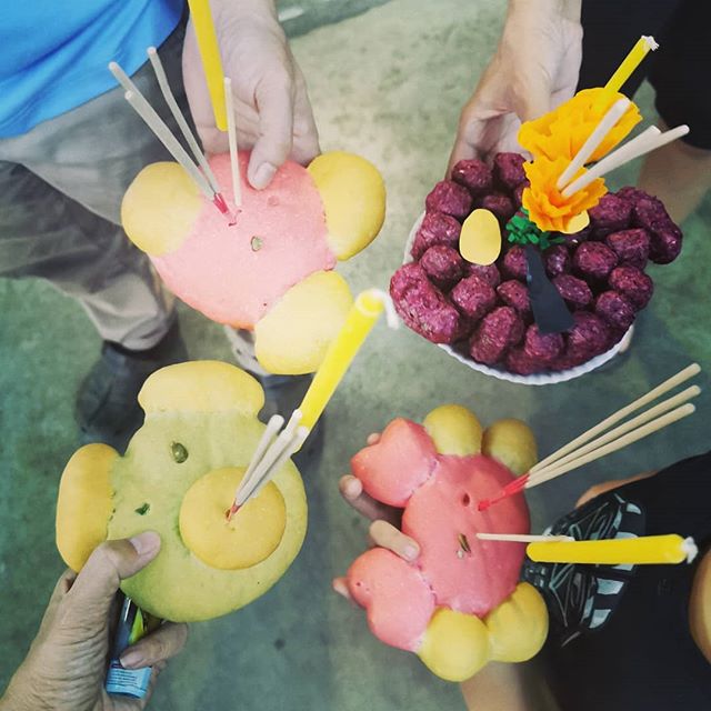 กระทงขนมปัง