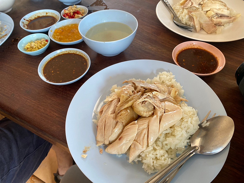 ข้าวมันไก่ เจริญชัย