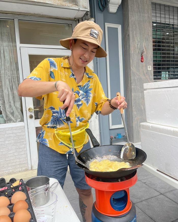 แพท พาวเวอร์แพท ขายข้าวไข่เจียวช่วงสงกรานต์