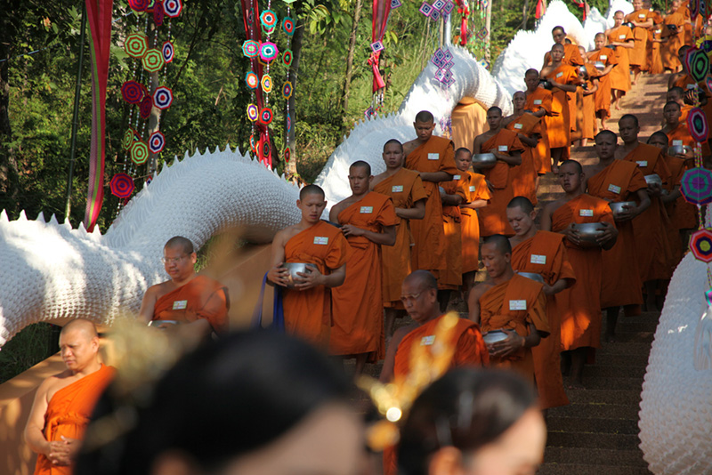 งานตักบาตรเทโว