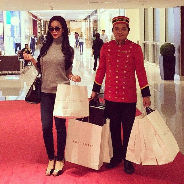 ทายาทเศรษฐีดูไบ