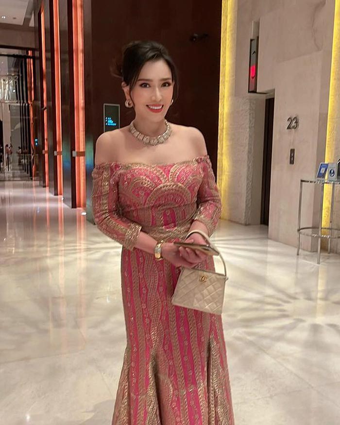 ปุ๊ก อาภัสรา