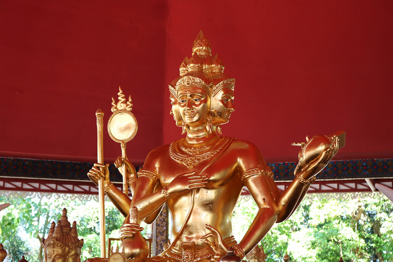 ไหว้พระพรหม