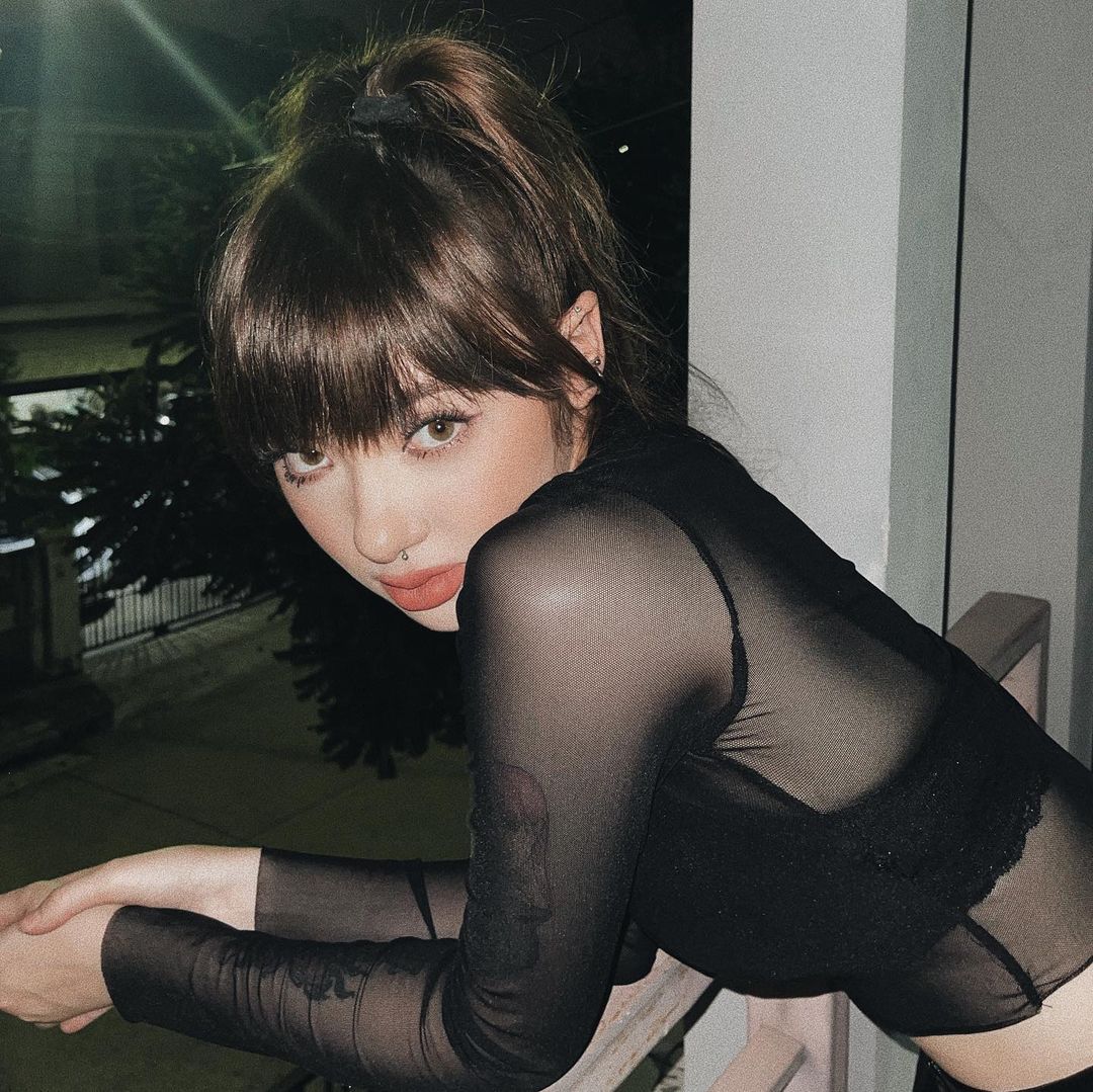 พลอยชมพู