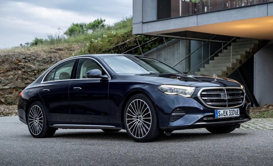 Mercedes-Benz E-Class 2024
