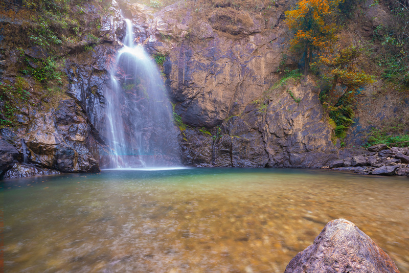 น้ำตกจ๊อกกระดิ่น จังหวัดกาญจนบุรี