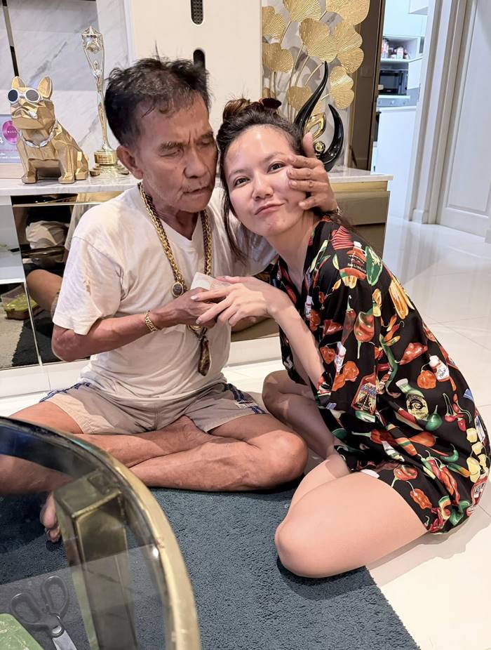 จ๊ะ นงผณี 