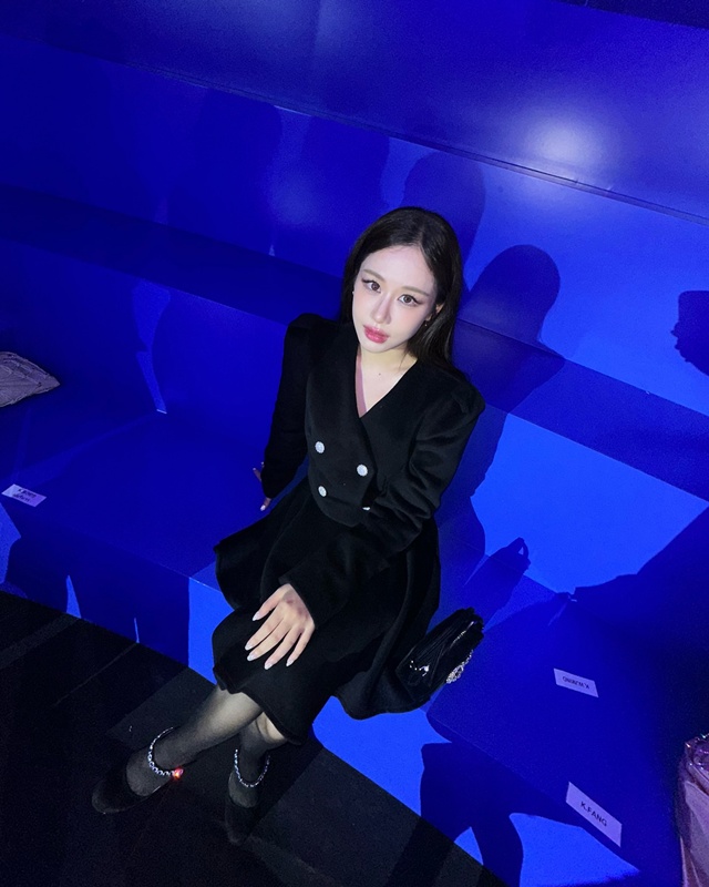 ฟาง ธนันต์ธรญ์ ฉลองวันเกิด โชว์ช่อดอกไม้สุดอลัง 