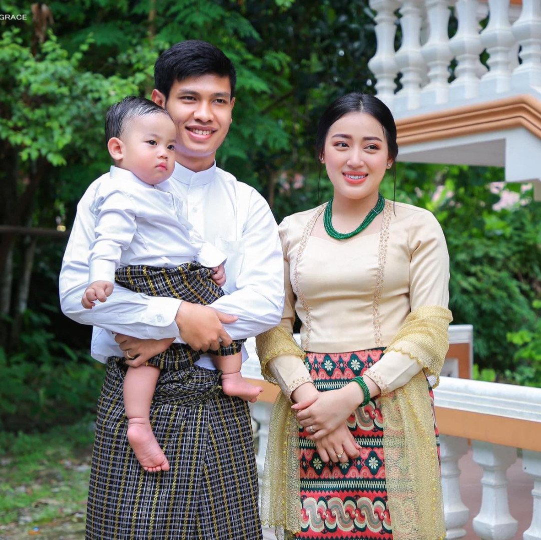 โป อี้ อี้ ขันท์