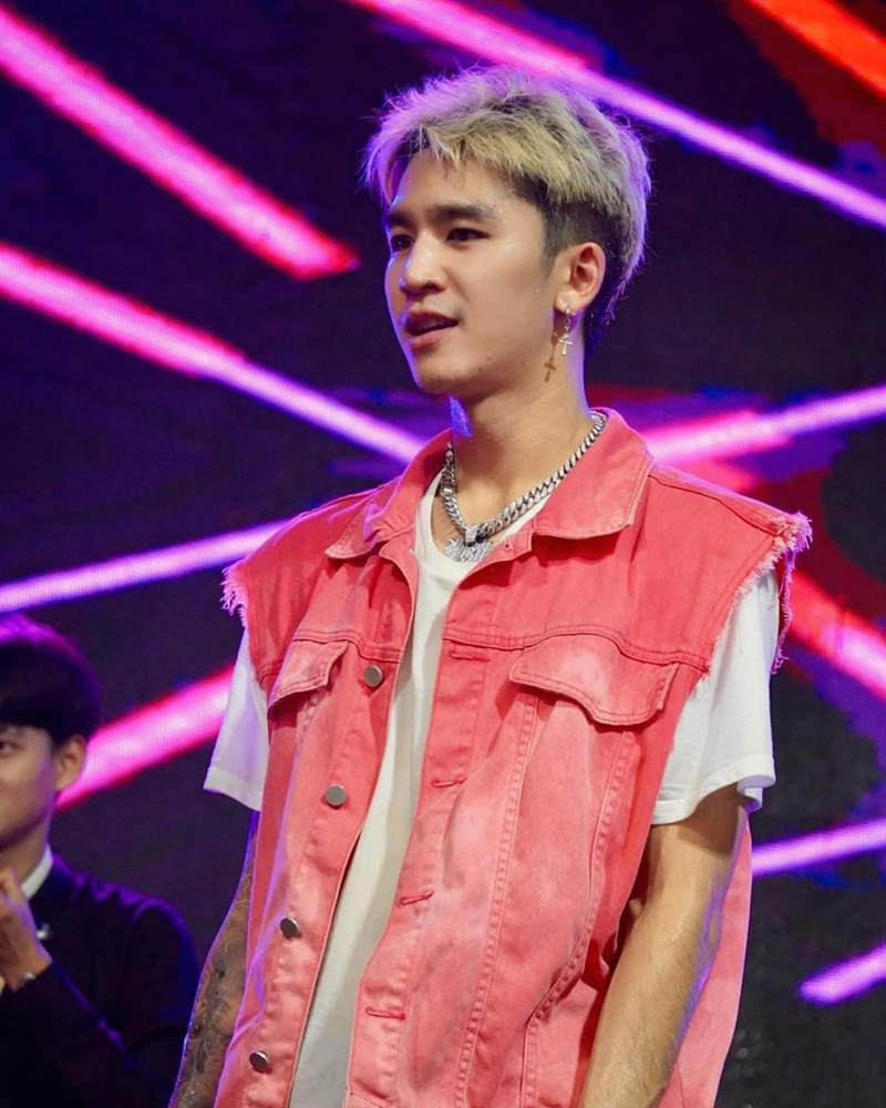  เปิดตัวแดนเซอร์ชายคนใหม่ของ ลำไย ไหทองคำ 