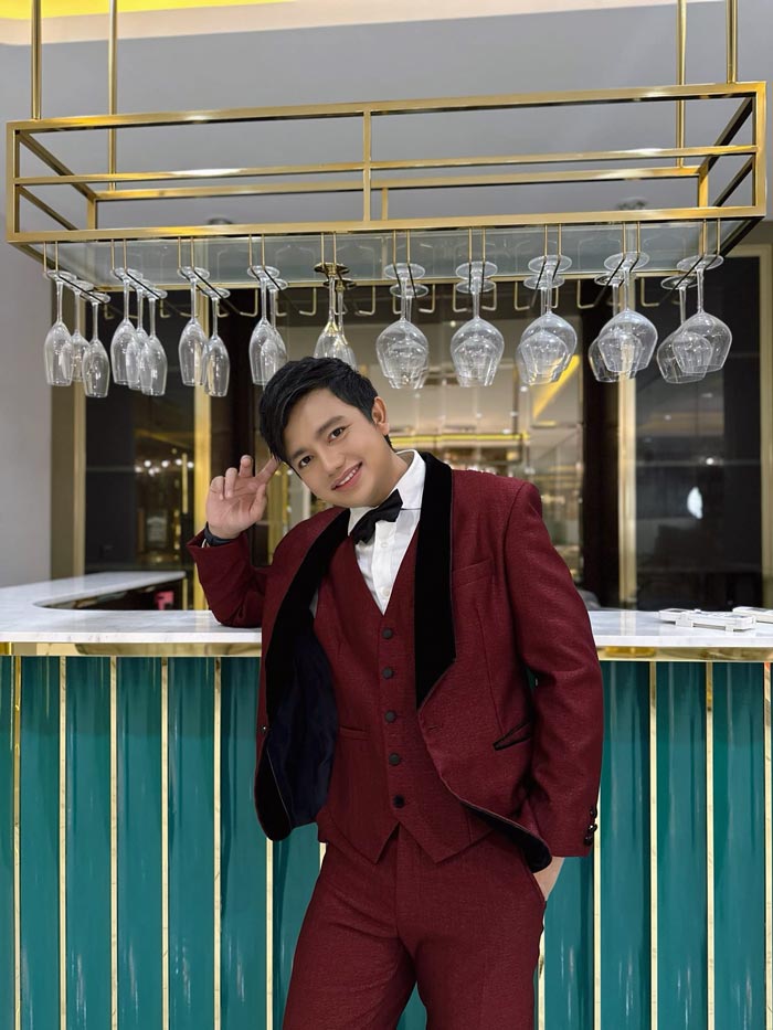 ครูไพบูลย์ แสงเดือน