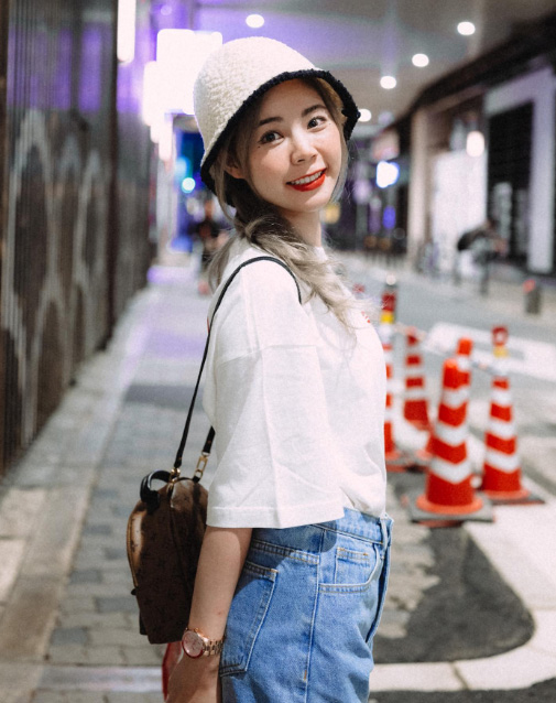 แป้ง zbing ประวัติ