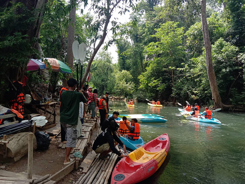 พายเรือคายัก เขาใหญ่