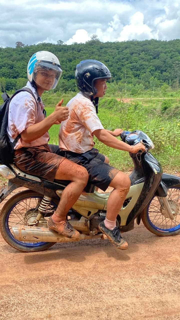 ไปโรงเรียน