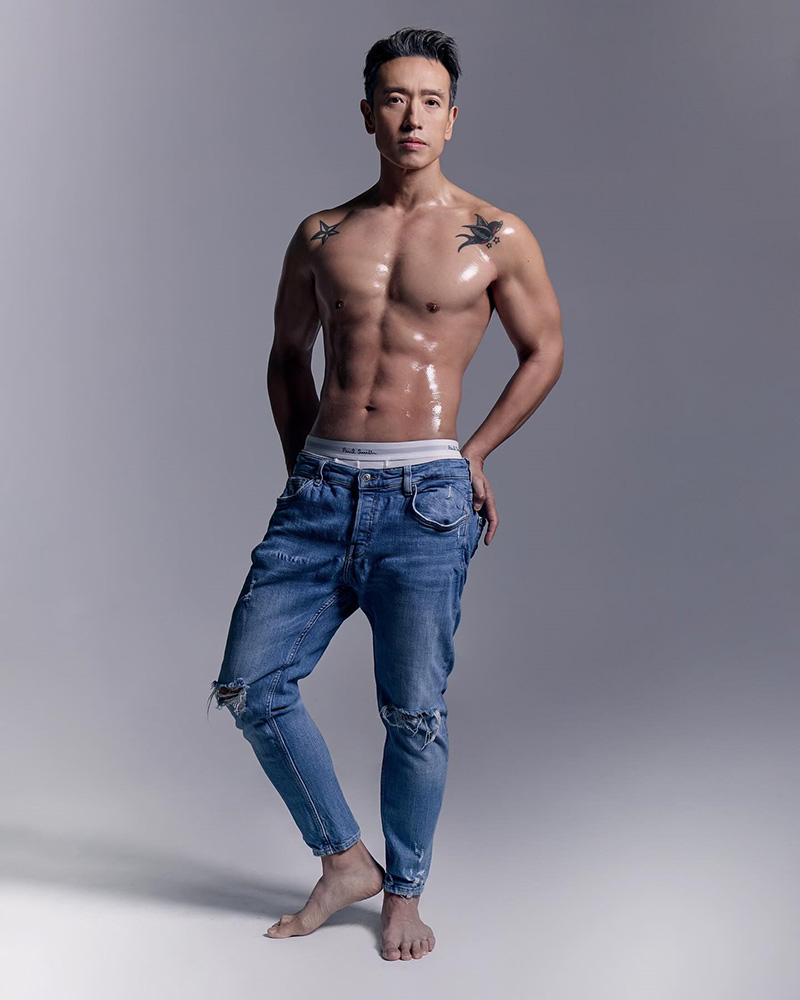 ชาย ชาตโยดม เปิดลุคร่างทองในวัย 48 