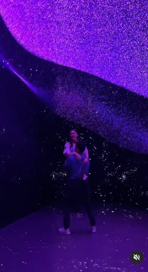 น็อต วิศรุต เสิร์ฟหวาน ชมพู่ อารยา กลางเซี่ยงไฮ้