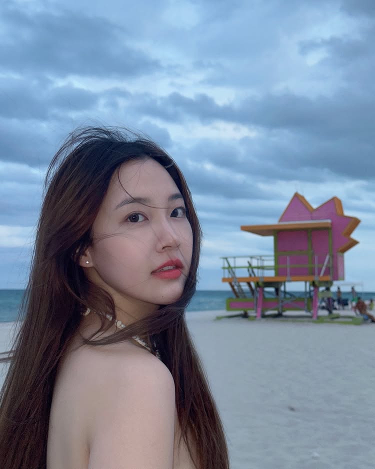 ปุยเมฆ นภสร หรือ หมอปุยเมฆ เปิดโหมดเซ็กซี่