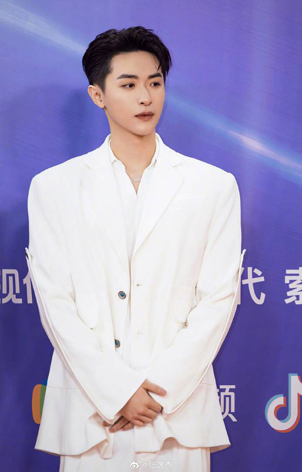 จางอี้เจี๋ย Zhang Yi Jie นักแสดงจีน