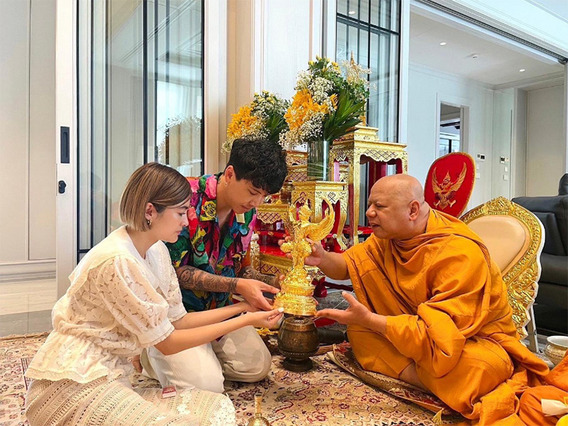 ป๊อก ภัสสรกรณ์ ประวัติ