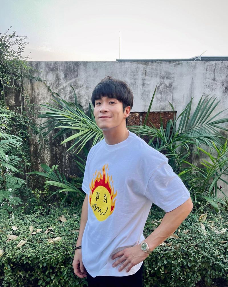 อาเล็ก ธีรเดช