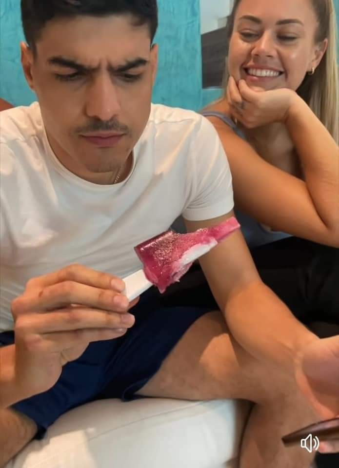 เซอร์ไพรส์แฟน