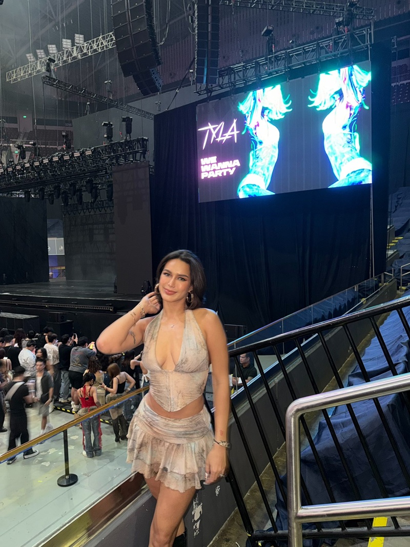 พราด้า ธันย์สิตา